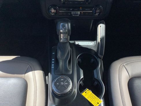 Used 2024 Ford Bronco Big Bend AWD/4WD image 10