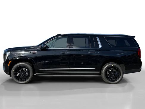 New 2026 GMC Yukon XL Denali image 2
