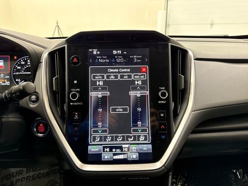 Used 2024 Subaru Crosstrek 2.0i Premium image 19