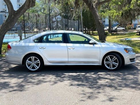 Used 2014 Volkswagen Passat 2.5 SE FWD image 6