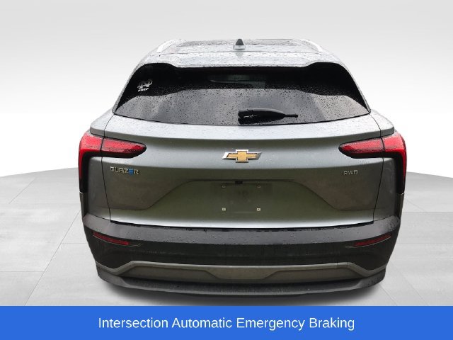 Used 2024 Chevrolet Blazer EV LT AWD/4WD image 11