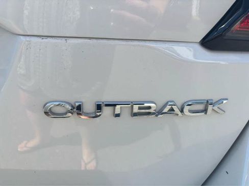 Used 2025 Subaru Outback Limited AWD/4WD image 27