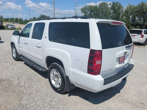 Used 2011 Chevrolet Suburban LT AWD/4WD image 5