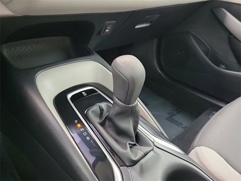 Used 2025 Toyota Corolla LE image 20
