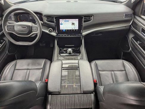 Used 2022 Jeep Wagoneer Series II image 15