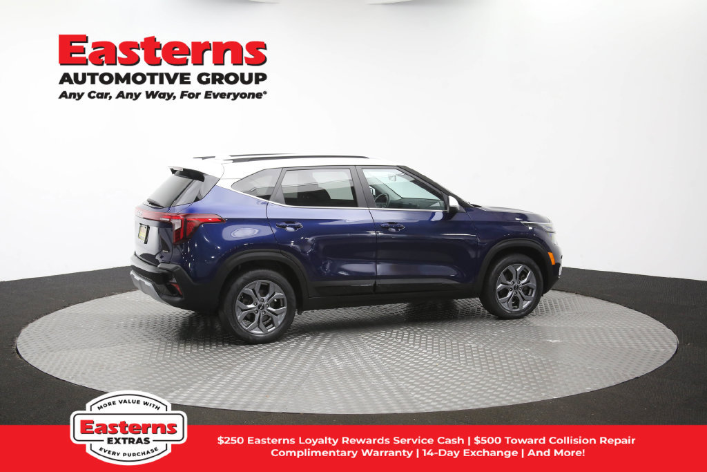 Used 2024 Kia Seltos S AWD/4WD image 48