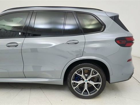 Used 2024 BMW X5 M60i image 10