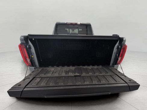 Used 2021 GMC Sierra 1500 Denali w/ Denali Ultimate Package AWD/4WD image 17
