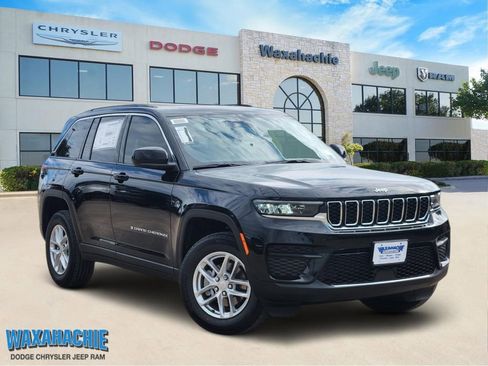 New 2026 Jeep Grand Cherokee Laredo X RWD image 1