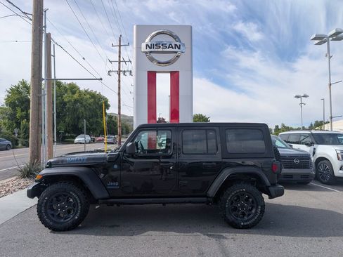 Used 2023 Jeep Wrangler Unlimited AWD/4WD image 1