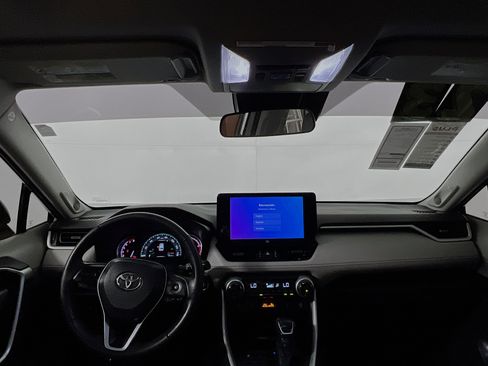 Used 2023 Toyota RAV4 XLE Premium FWD image 30
