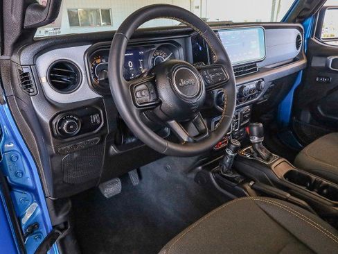 Used 2024 Jeep Wrangler Willys image 11