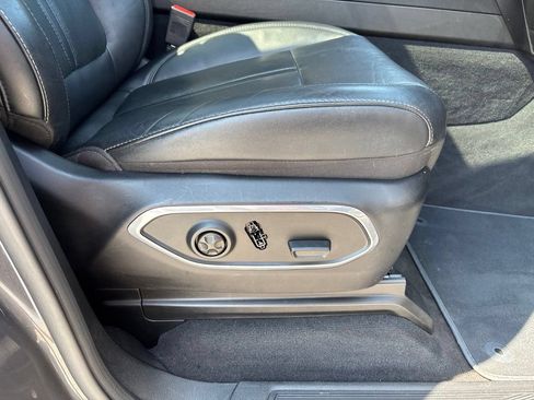 Used 2023 Jeep Wagoneer L 4WD w/ Premium Group I image 58