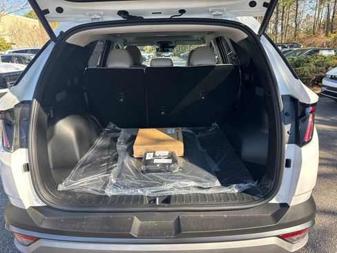 New 2026 Hyundai Tucson SEL image 18