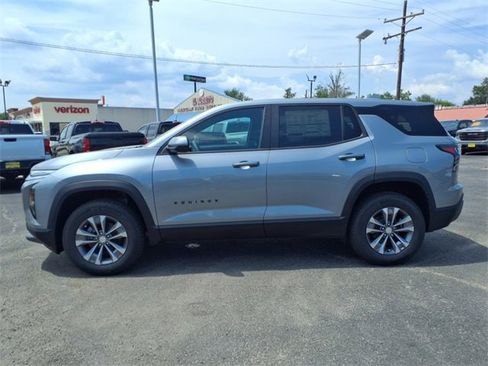 New 2026 Chevrolet Equinox LT w/ Convenience Package II image 10