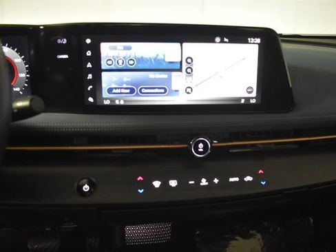 Certified 2023 Nissan Ariya AWD/4WD image 19