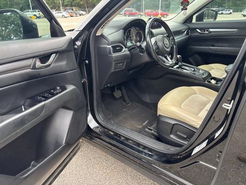 Used 2019 MAZDA CX-5 Touring FWD image 11