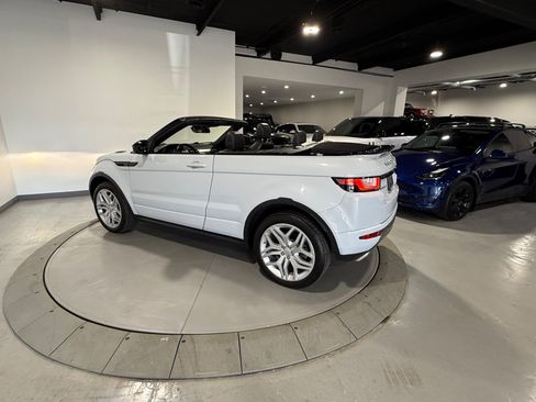 Used 2017 Land Rover Range Rover Evoque HSE Dynamic AWD/4WD image 11
