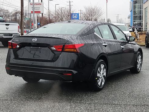 Used 2025 Nissan Altima 2.5 S FWD image 3