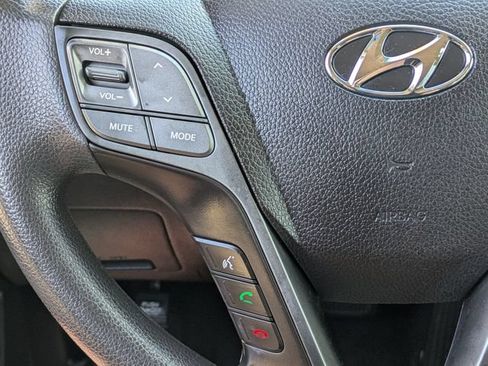 Used 2017 Hyundai Santa Fe Sport FWD image 18