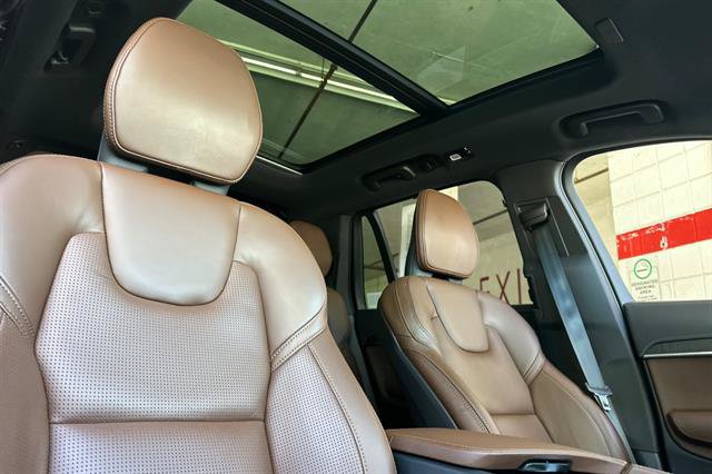 Certified 2024 Volvo XC90 T8 Ultimate w/ Protection Package Premier AWD/4WD image 19