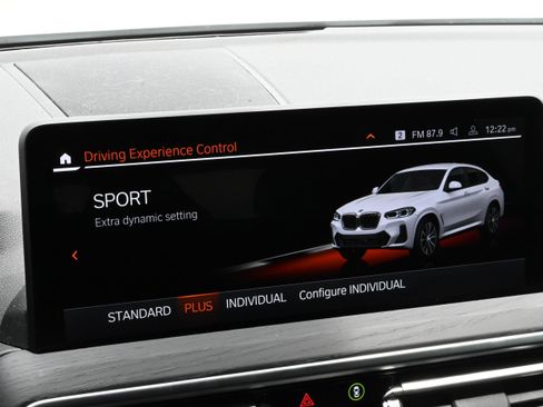 Certified 2025 BMW X4 xDrive30i w/ Premium Package AWD/4WD image 30