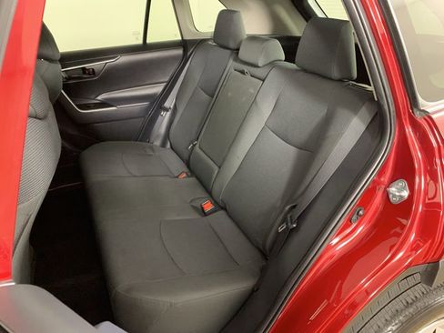 Used 2024 Toyota RAV4 LE image 28