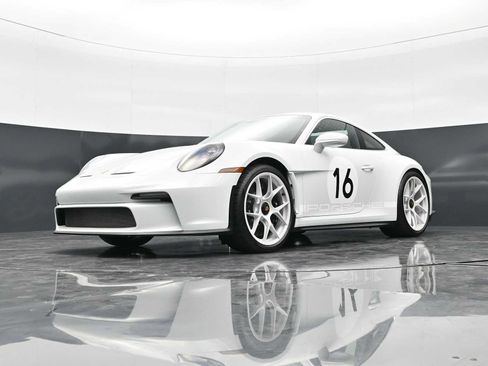 Certified 2024 Porsche 911 GT3 RS RWD image 46