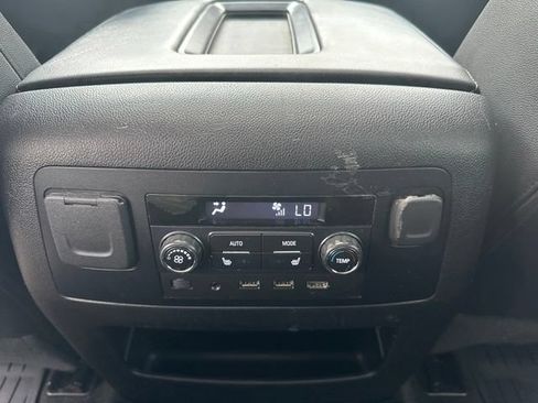 Used 2018 Chevrolet Tahoe LT AWD/4WD image 24