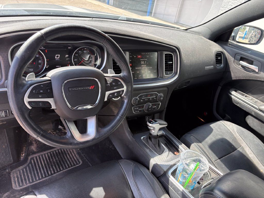 Used 2015 Dodge Charger SXT w/ AWD Premium Group image 17