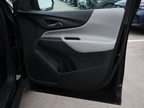 Used 2024 Chevrolet Equinox LT image 10