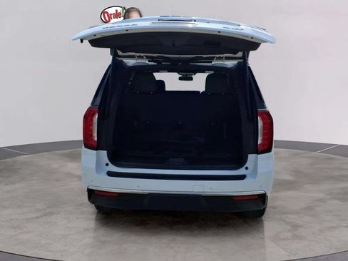 Used 2024 GMC Yukon SLT RWD image 9