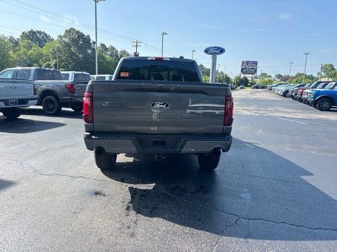 New 2026 Ford F150 XLT w/ Equipment Group 302A MID AWD/4WD image 4