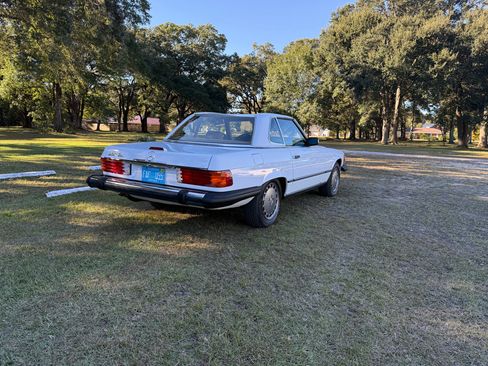 Used 1989 Mercedes-Benz 560 SL image 8