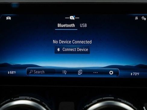 Used 2025 Mercedes-Benz GLA 250 4MATIC image 20