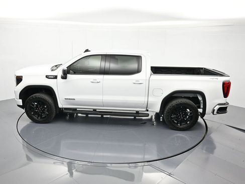 Certified 2025 GMC Sierra 1500 Elevation image 36