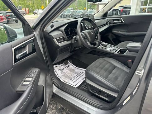 Used 2023 Mitsubishi Outlander SE AWD/4WD image 12