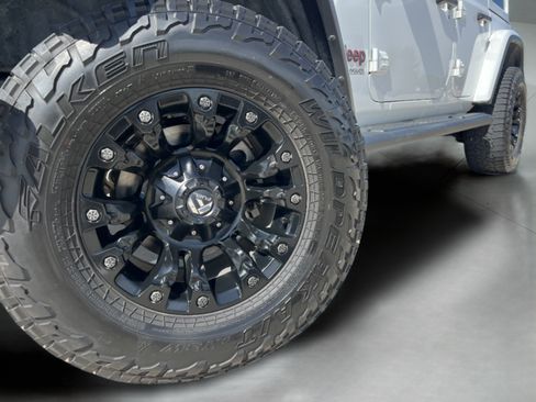 Used 2020 Jeep Wrangler Unlimited Rubicon AWD/4WD image 31
