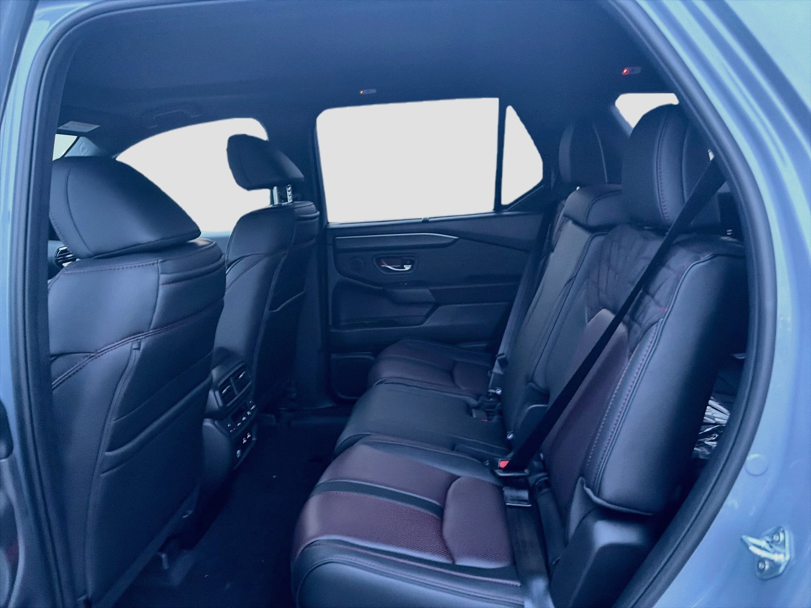 New 2026 Honda Pilot Black Edition image 5