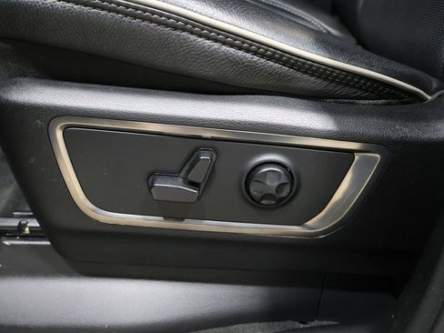 Used 2020 RAM 1500 Limited image 13