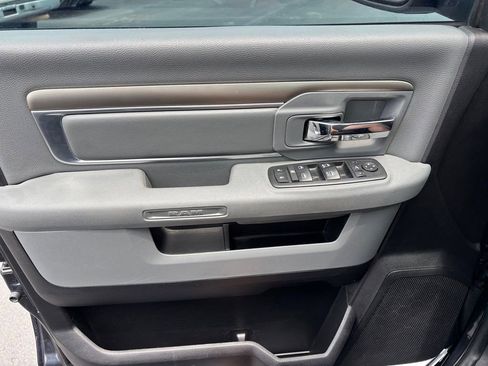 Used 2017 RAM 1500 Lone Star RWD image 19