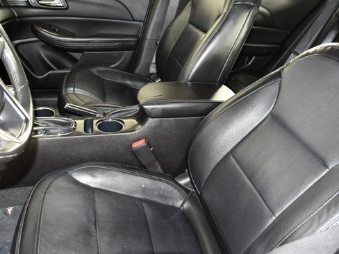Used 2016 Chevrolet Malibu LTZ FWD image 36