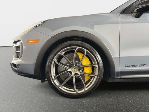 Used 2023 Porsche Cayenne Turbo GT AWD/4WD image 20