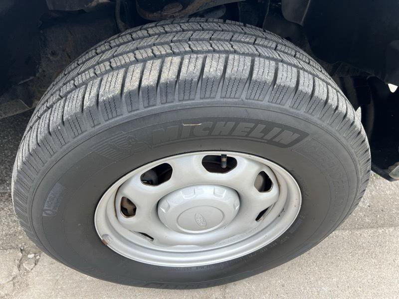 Used 2014 Ford F150 XL w/ Equipment Group 101A Mid AWD/4WD image 18