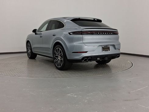 New 2026 Porsche Cayenne Coupe image 3