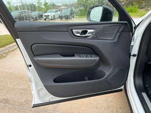 Certified 2024 Volvo XC60 T8 Plus w/ Protection Package Premier image 16