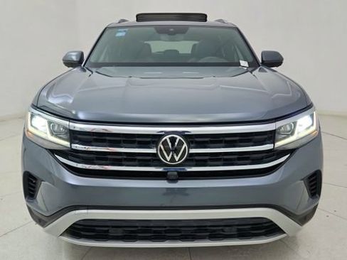 Used 2020 Volkswagen Atlas Cross Sport SEL Premium image 13