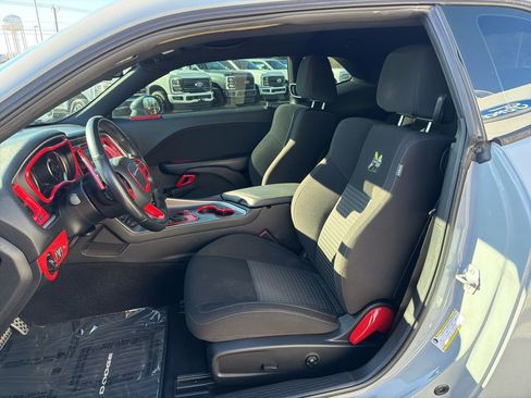 Used 2021 Dodge Challenger R/T Scat Pack w/ Scat Pack Stripe image 9