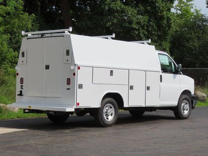 New 2025 Chevrolet Express 3500 READING - 57 SRW, ALUMINUM RO w/ Power Convenience Package