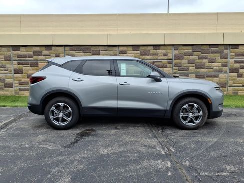 Used 2023 Chevrolet Blazer LT w/ Driver Confidence Package AWD/4WD image 11